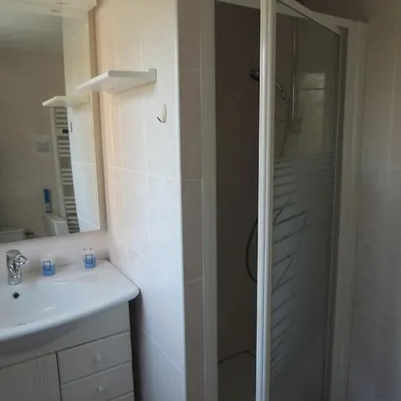 Oda ve Kahvaltı Blanche 4*